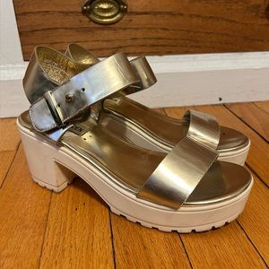 Steve Madden Gizi Gold Heeled Sandals Size 7